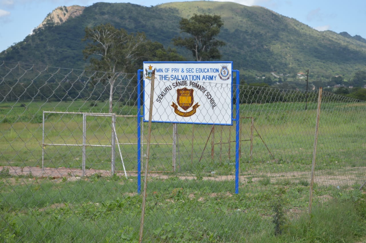 33a79099-f849-47b5-a20a-c38eca685d90